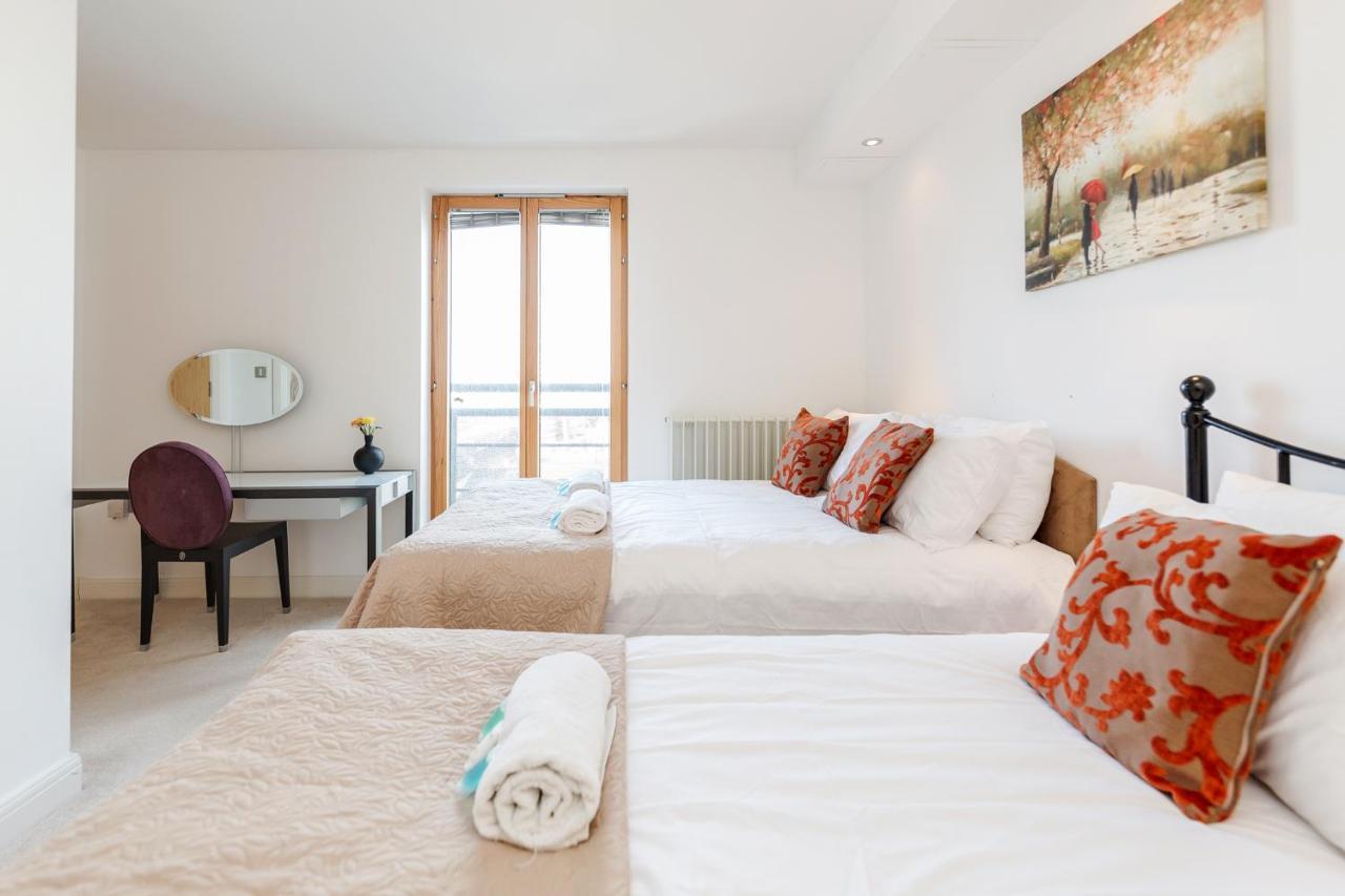 Premium Excel 3 & 2 Bedrooms Лондон Экстерьер фото