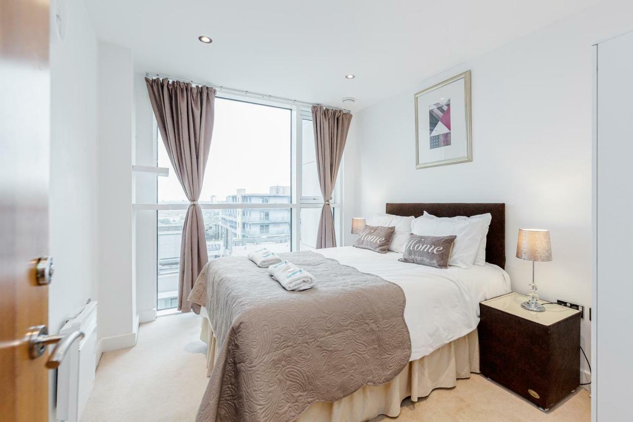 Premium Excel 3 & 2 Bedrooms Лондон Экстерьер фото